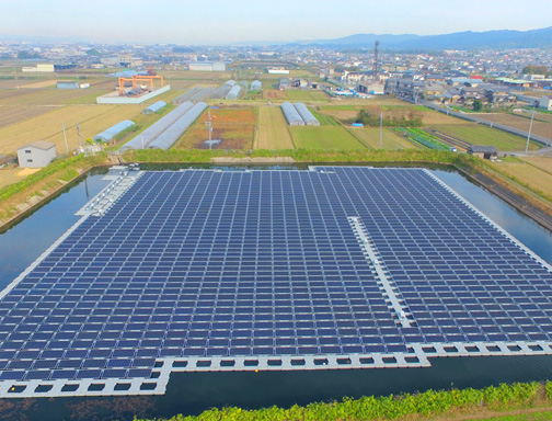 Sistema solare con installazione galleggiante da 100 kW in Giappone