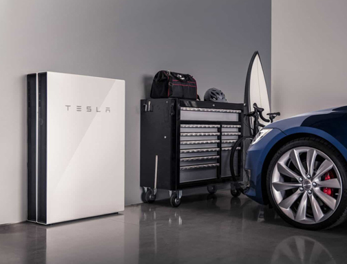 Tesla prevede di costruire una fabbrica di accumulo di energia tramite batterie in India