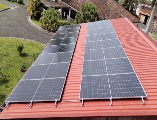 Sistema ibrido da 8 kW in Costa Rica
